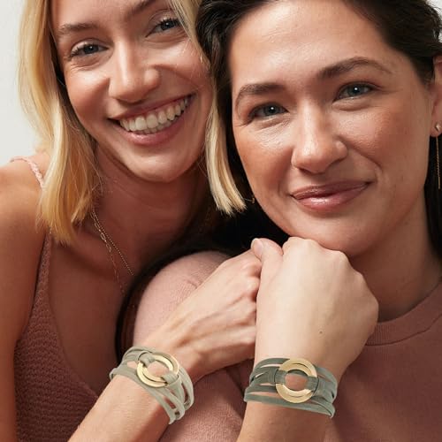 hotoo Circle Charm Bracelets for Women Handmade Leather Wrap Bracelets for Couples Friendship Bracelet Bohemian Cuff Bangle Boho Jewelry Gift - color: Grey