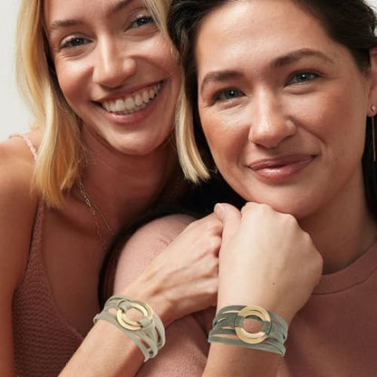 hotoo Circle Charm Bracelets for Women Handmade Leather Wrap Bracelets for Couples Friendship Bracelet Bohemian Cuff Bangle Boho Jewelry Gift - color: Grey