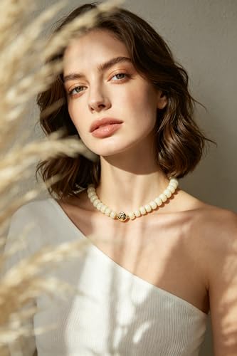 Boho Colorful Chunky Beaded Necklace for Women Trendy Resin Statement Choker Necklaces Summer Beach Style Womens Vacation Fashion Jewelry Gifts Accessories - color: White-3