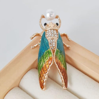 HETICA Animal Brooch for Women, Funny and Cute Flower Brooch Safety Pins Clothing Backpack Hat Decoration Enamel Pins Fashion Women Brooches and Pins Jewelry - style: Locust