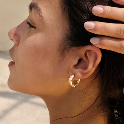 Cubic Zirconia Huggie Earrings 14k Gold Plated Tiny Earrings Small Huggie Hoop Earrings Simple Lightweight Hoops Gift for Women - color: S winding