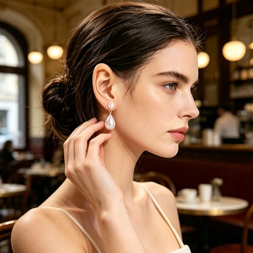 Teardrop Pearl Drop Earrings for Women Classic White Waterfall Dangle Earrings Elegant Gold Plated Wedding Bridal Pearl Ear Jewelry for Daily Party Evening Wear