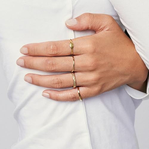 Hey Harper Gold Ring for Women - Gold Plated Stacking Waterproof & Sweatproof Jewerly Ring - Everday Non Tarnish Cute Fashion Circle Rings - style: Daphne Essential Ring
