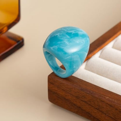 Women's Chunky Statement Resin Ring - Big Acrylic Fashion Jewelry with Marble/Amber Pattern, Lightweight Retro Ring for Daily/Party Wear - color: Blue