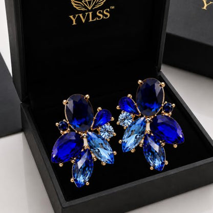 Blue Flower Crystal Earring - color: Blue