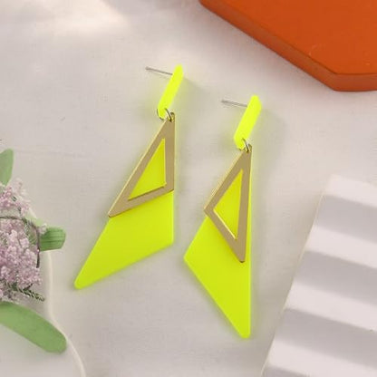 Retro 80s Neon Earrings for Women Acrylic Triangle Neon Dangle Earrings Colorful Geometric Drop Earrings Glow Party Halloween Neon Earrings - color: Yellow