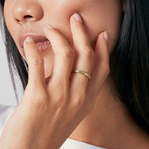 Hey Harper Gold Ring for Women - Gold Plated Stacking Waterproof & Sweatproof Jewerly Ring - Everday Non Tarnish Cute Fashion Circle Rings - style: Daphne Essential Ring