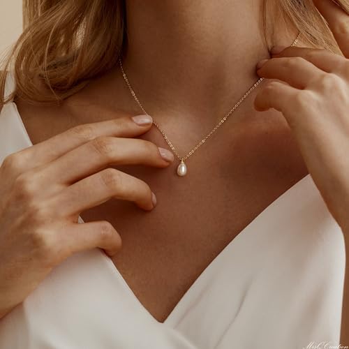 Pearl Necklaces for Women Trendy,Dainty Pearl Pendant Necklace | 14k Gold Plated Elegant Pearl Necklace,Simple Pearl Pendant,Dainty Gold Jewelry,Waterproof Summer Bridal Wedding Accessories - color: GOLD-7