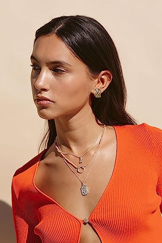 LILIE&WHITE Antique Gold Clip On Hoop Earrings for Women Non Pierced Clip on Earrings with Interwoven Textured Jewelry Gifts - color: EH21291A