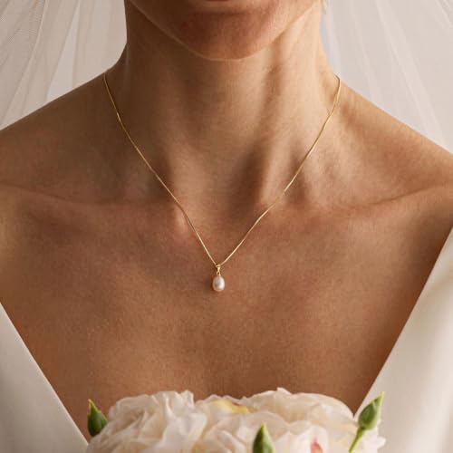 Pearl Necklaces for Women,Dainty Gold Pendant Necklaces Waterproof Jewelry | 14K Gold Plated Pearl Necklaces,Dainty Elegant Wedding Necklace,Small Cute Adjustable Minimalist Necklace,Non Tarnish Jewelry - color: GOLD-3