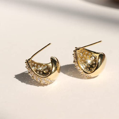 Sonateomber Gold Chunky Crystal Hoop Earrings for Women, Trendy Statement Sparkly CZ Rhinestone Thick Open Hoops Earings Hypoallergenic Wedding Prom Everyday Accessories Fashion Jewelry Gift - color: White