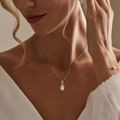 Pearl Necklaces for Women, Dainty Pearl Drop Necklace 14K Gold Plated CZ Pearls Pendant Necklace Small Gold Choker Necklaces for Women Trendy Wedding Jewelry Bridesmaids Gifts - color: Gold Plated-RX Pearl