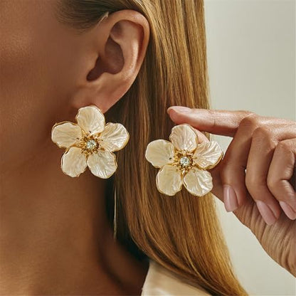 Seashell Pearl Stud Earrings for Women Ocean Sea Theme Sweet Double Layer Acrylic Shell Lightweight Dangle Drop Earrings for Summer Beach Holiday Halloween Party Jewelry Accessories - color: White shell studs