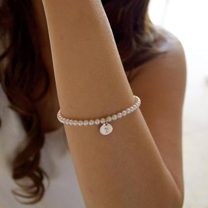 Pearl Initial Bracelet for Women | Gifts for Kids Teen Girls, Dainty Letter Pearl Bracelets for Women, Bridesmaid Proposal Wedding Bride Bridal Shower Gift - color: E-Gold