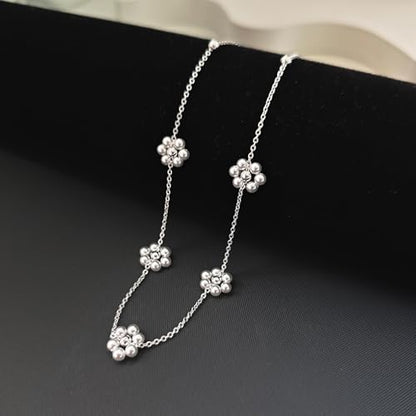 Zeffy Pearl Necklace 4MM/6MM/8MM Dainty Round Imitation Pearl Choker Necklace Wedding Pearl Necklace Delicate Jewelry for Women Simple Bridesmaid Jewelry Gifts - style: Silver Pearl Daisy Necklace(15"+2")