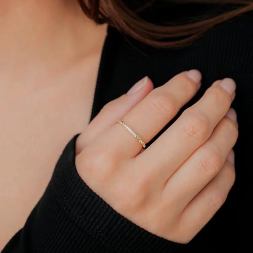 Mint & Lily Constellation Birthstone Ring | 18K Gold Plated Stainless Steel w/ Cubic Zirconia, Zodiac Star Ring, Tarnish-Resistant, Birthday Jewelry Gift for Her - color: February Amethyst, size: 7