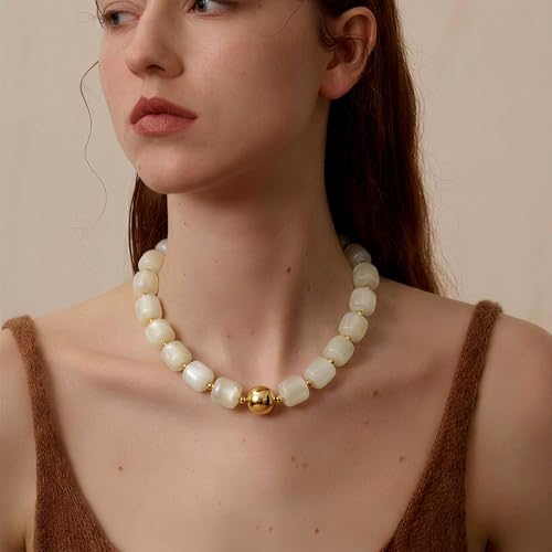 Multicolor Beaded Necklace,Chunky Cube Beaded Statement Necklace, Boho Resin Choker Necklace for Women,Lightweight & Cool, Suitable for Beach, Vacation, Daily Wear & Summer Parties - color: Beige