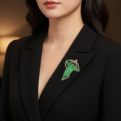 2Pcs Elven Green Tree Leaf Enamel Pin, Cloak Costume Accessories Cloak Clasp Brooches Green Brooch Pins Enamel Cloak Pin for Christmas Festive Attire and Cosplay Jewelry