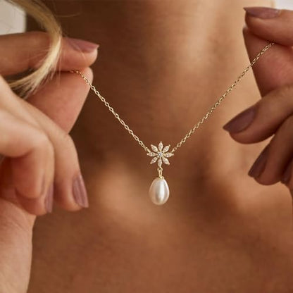 Gold Pearl Necklaces for Women Trendy, 14K Gold Plated Dainty Necklace Simple Layered Pearl Necklaces for Women Trendy Wedding Birthday Jewelry - color: 5-CZ Pearl necklace