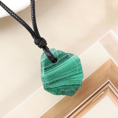 FANASY Natural Raw Crystal Necklace for Women Irregular Stone Necklaces Spiritual Gemstone Pendant with Adjustable Rope - color: Malachite