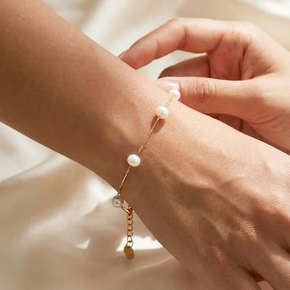 6-7 Inches Pearl Bracelet VeroSteel Dainty Beaded Bracelet for Women, Stainless Steel Gold Plated Hand Chain Bracelet, Cute Bead Bracelets Made with Fresh Water Pearls, Trendy Link Bracelets for women
