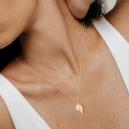 MTMY Gold Starfish Necklace 14K Gold Plated Shell Conch Ocean Pendant Necklace for Women Beach Summer Jewelry - style: conch
