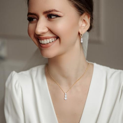 Crysdue Cubic Zirconia Jewelry Set for Women Bridesmaid, Classic Round Cut Drop Lightweight Lever Back Earrings Pendant Necklace Tennis Bracelet for Wedding Prom Party - style: 2pcs Gold