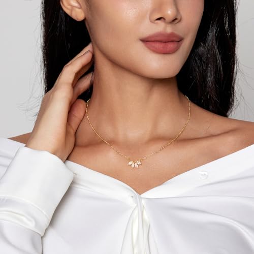 Zeffy Diamond Necklaces for Women, Dainty Gold Necklace 18k Gold Plated Layered Necklaces Simple Gold CZ Diamond Pendant Necklaces for Women Trendy Jewelry Gifts for Girls - color: Gold Leaf Necklace