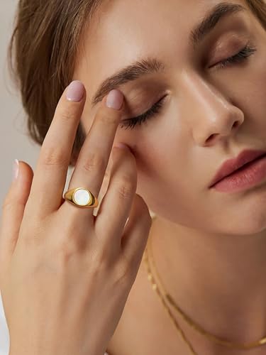YeGieonr Gold Rings for Women Trendy Non Tarnish Chunky Gold Plated Ring, Waterproof Stainless Steel Gold Jewelry Gift - color: Round Shell, size: 8