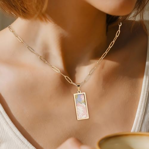 1 Box 10Pcs Stainless Steel Rectangle Pendant Tray Bezel Tray Blanks 31x13mm Gold Charms Pendant Base Cabochon Bezel Blank for Jewelry Making Resin Photo Craft Necklace Bracelets Adults - style: gold rectangle