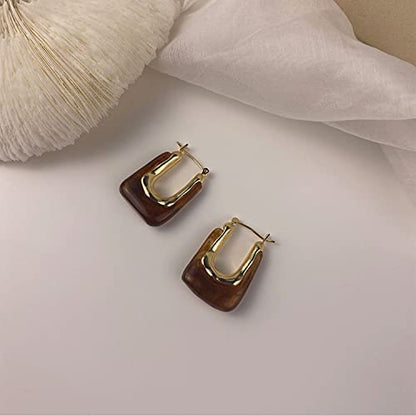 Chunky Clear Retro U Shaped Hoop Minimalist Square Resin Huggie Earrings for Women - color: Red
