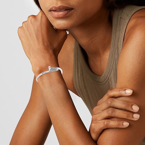 Gold Bangle Bracelets for Women -2PCS Friendship & Love Bangle Bracelet Clover Nail Bracelet Stack Set Trendy Non-Tarnish Stainless Steel Jewelry Gifts for Mom Wife Her - color: Silver-F