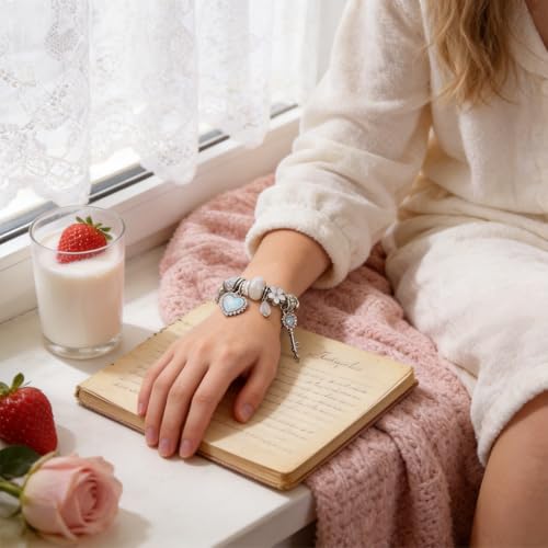 Charm Bracelets for Womens,Exquisite Cute Cartoon Friendship Silver Bracelets Stainless Steel Bangle, Womens Jewelry Suitable for Holiday Gifts and Birthday Gifts - color: Heart Key Bracelet