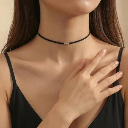 Qceasiy Gothic Black Necklace for Women, Adjustable Victorian Velvet Lace Collar, Halloween Party Cosplay Jewelry Gift - style: 3 Beads