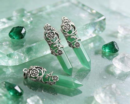Top Plaza Flower Wrapped Natural Green Aventurine Crystal Necklace | Antique Silver Healing Crystal Gemstone Necklaces for Women Mothers Day Mom Gifts - color: Green Aventurine