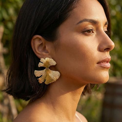 Chunky Gold Plated Flower Statement Drop Earrings for Women | Hypoallergenic 18K Gold Plated Textured Petal Wing, Large Statement Dangle Earrings for Wedding Party - color: Gold Ginkgo Leaf-C