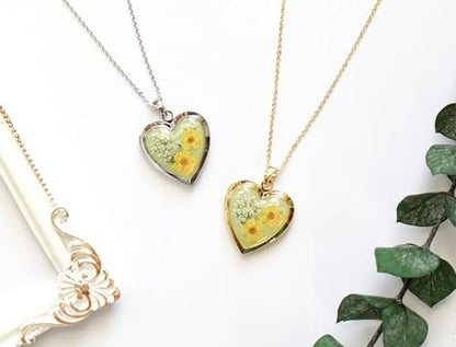 Handmade Heart Shaped Dried Pressed Forget Me Not Flower Photo Locket Pendant Necklace - color: Gold, style: Yellow+LightGreen