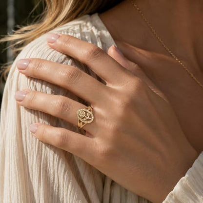 Flower Ring for Women, Vintage Hollow Gold Tone Oval Rose Band Cute Carved Floral Finger Ring Retro Statement Promise Anniversary Jewelry Gift