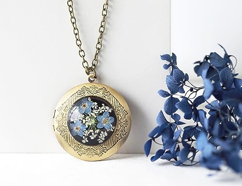 Handmade Oval Shaped Photo Locket with dried Pressed Flowers Locket pendant Necklace - style: Round Blue Forget Me Not