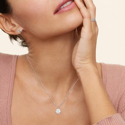 KRKC Moissanite Pendant Necklace for Women, 0.5CT/1CT/2CT/3CT/4CT Lab Created Diamond Solitaire Pendant, VVS1 Clarity D Color, Adjustable 14K White Gold Plated S925 Sterling Silver Chain, Jewelry Gift for Anniversary Valentines Christmas Day - color: Silv