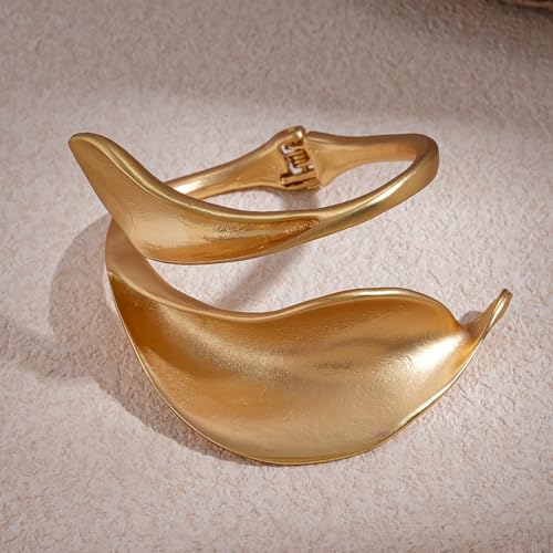 Chunky Cuff Bracelets for Women Leaf Gold Statement Bangle Bracelets Exaggerate Hammered Open Bangles Jewelry - color: Gold