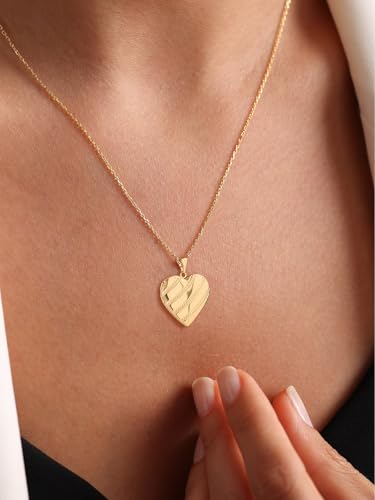 U7 Women Locket Necklace, Heart Photo Lockets Hold Picture, Gift Box Packed | Gold/Silver/Rose Locket Charm, Custom Picture and Engravement Heart Pendant, 20" Chain, Personalized Gift for Mom Wife Friend - color: 05# Gold Stripe