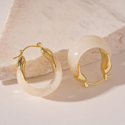 Chunky Brown Resin Hoop Earrings for Women Small Gold Huggie Square Design Trendy Minimalist Jewelry Trendy Wear Gift - color: A2:White Hoop Earrings