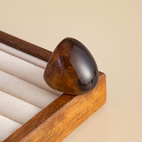 Women's Chunky Statement Resin Ring - Big Acrylic Fashion Jewelry with Marble/Amber Pattern, Lightweight Retro Ring for Daily/Party Wear - color: Brown