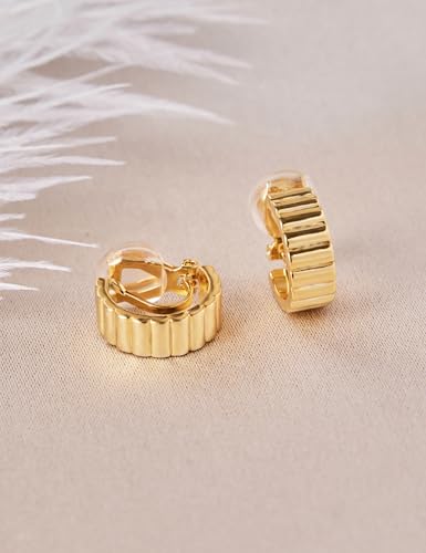 FAN&LOUIS Gold Silver Clip On Hoop Earrings, 14K Chunky Gold Small Hoops Lightweight Clip-On Earrings for Women Trendy│Chic Boho Ribbed Croissant Scallop Statement Clip Earrings Teen Gifts - style: Gold