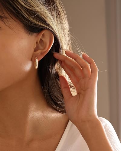 LLWOM Vintage Earrings,14k Gold Plated Gold Pearl,Moon, Star,Flower Earrings Hypoallergenic Lightweight Hoops Gifts - style: Star Earrings