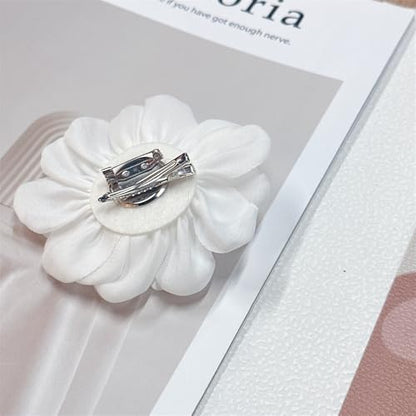 9cm Wedding Fabric Flower Brooch Pin Hair Clip for Women Men Elegant Big Camellia Rose Floral Brooches Lapel Pins Dainty Holiday Party Costume Dress Accessories Jewelry - color: White