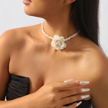 White Pearl Flower Choker Necklaces for Women Large Fashion Camellia French Collar Necklace Trendy Big Pearl Beaded Floral Statement Jewelry Petal Accessories