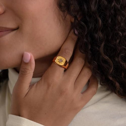 YeGieonr Non Tarnish Gold Rings for Women, Waterproof Gold Signet Ring, 18K Gold Plated Stackable Rings for Everyday Wear - color: Sqaure Pink