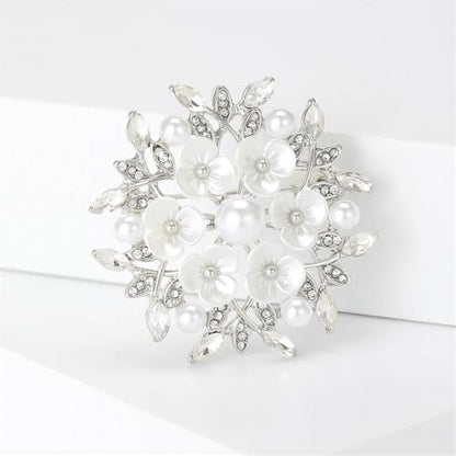 Shell Pearl Flower Flower Wreath Rhinestones Statement Brooches Lapel Pins for Women Girls Fashion Dainty Gold Tone Crystal Floral Brooch Pin for Dresses Suit Wedding Party Trendy Jewelry - color: Silver